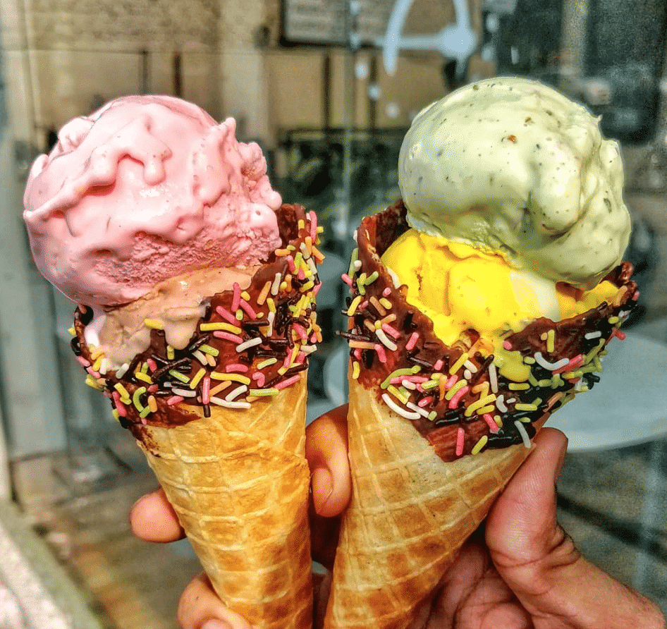 Choosing the Best Ice Cream Freezer for Your New Business 2