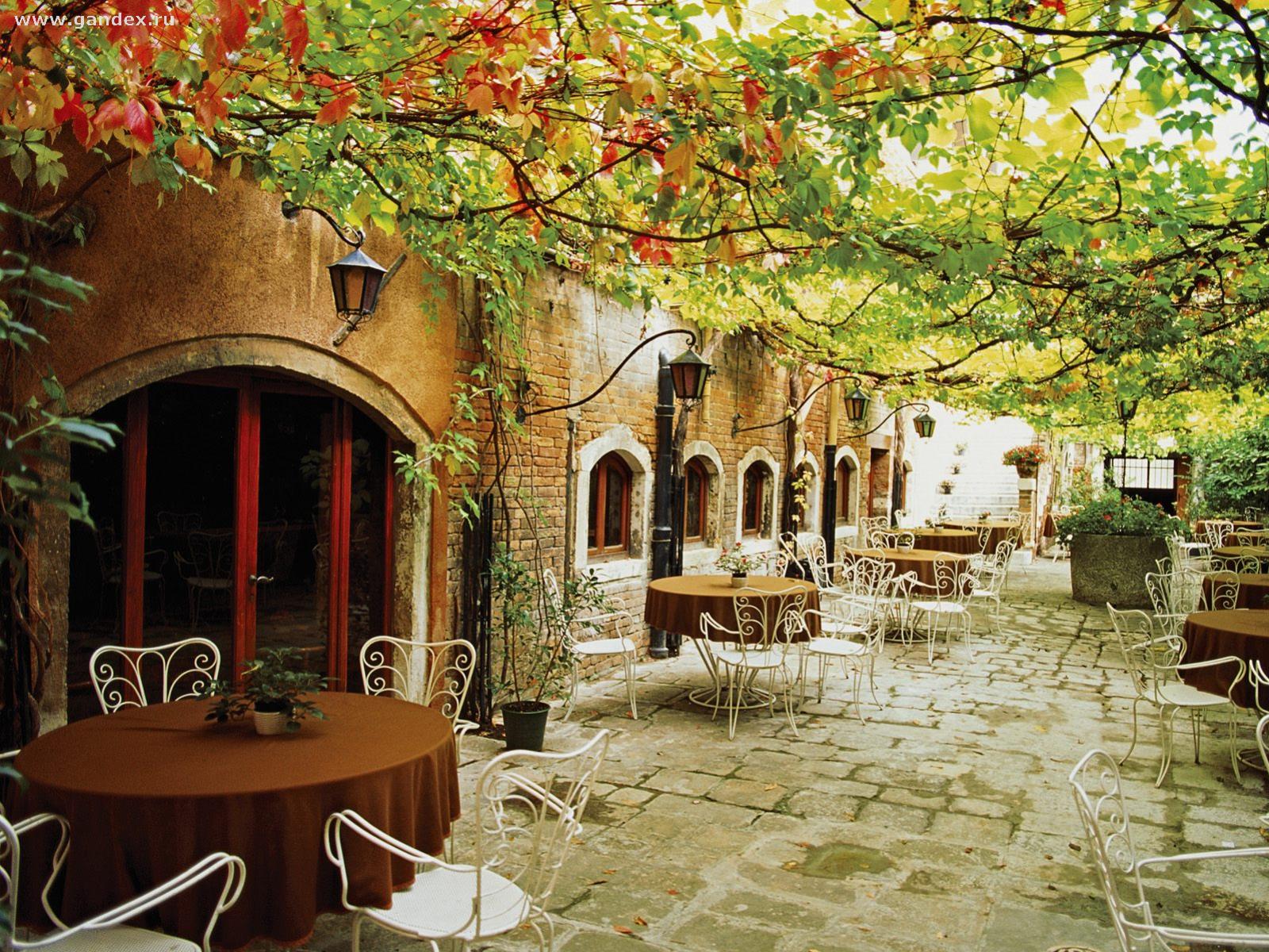 Antonio's Italian Restaurant 1